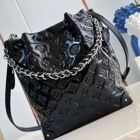 2411YA0211 LV Bags 0702